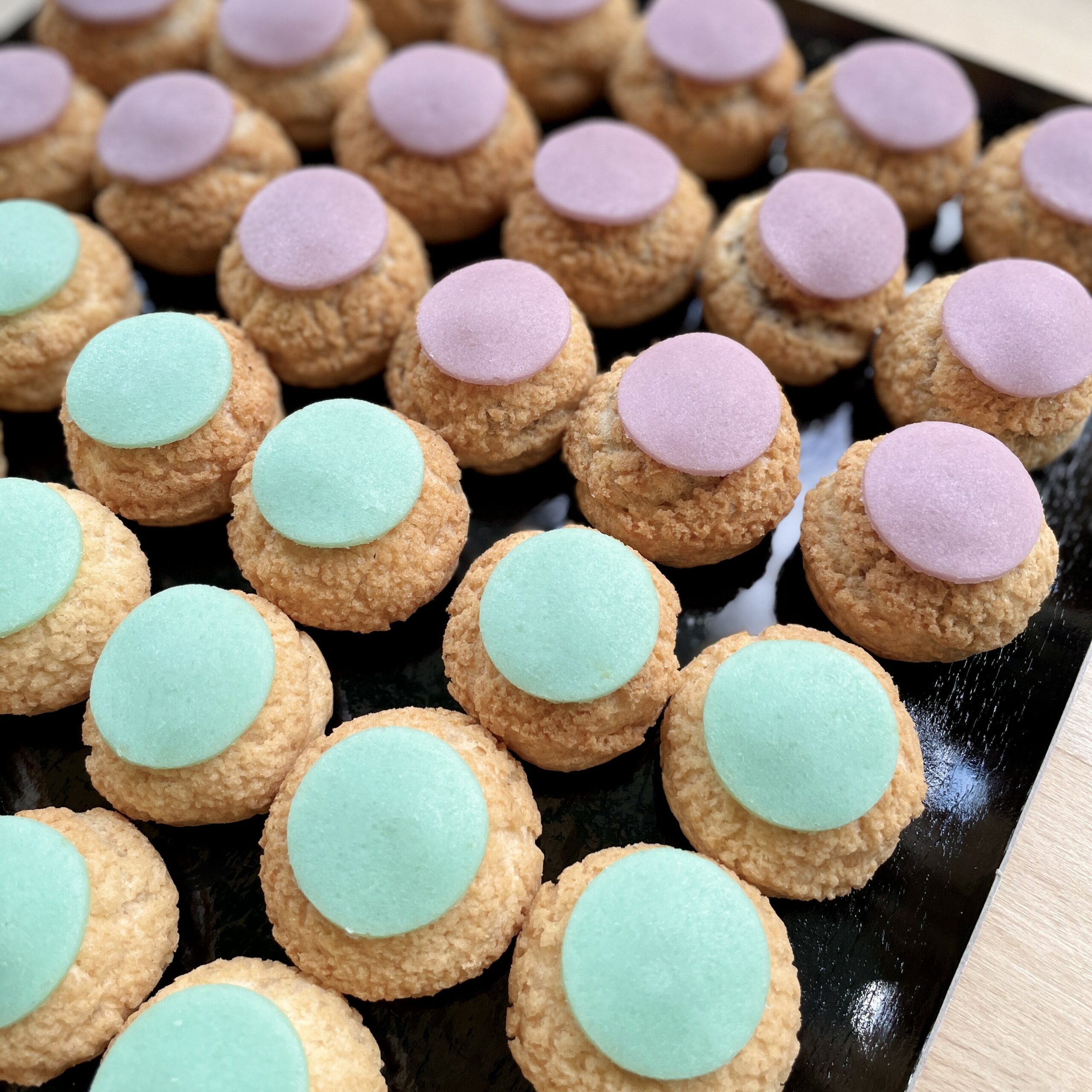 choux pate d’amande