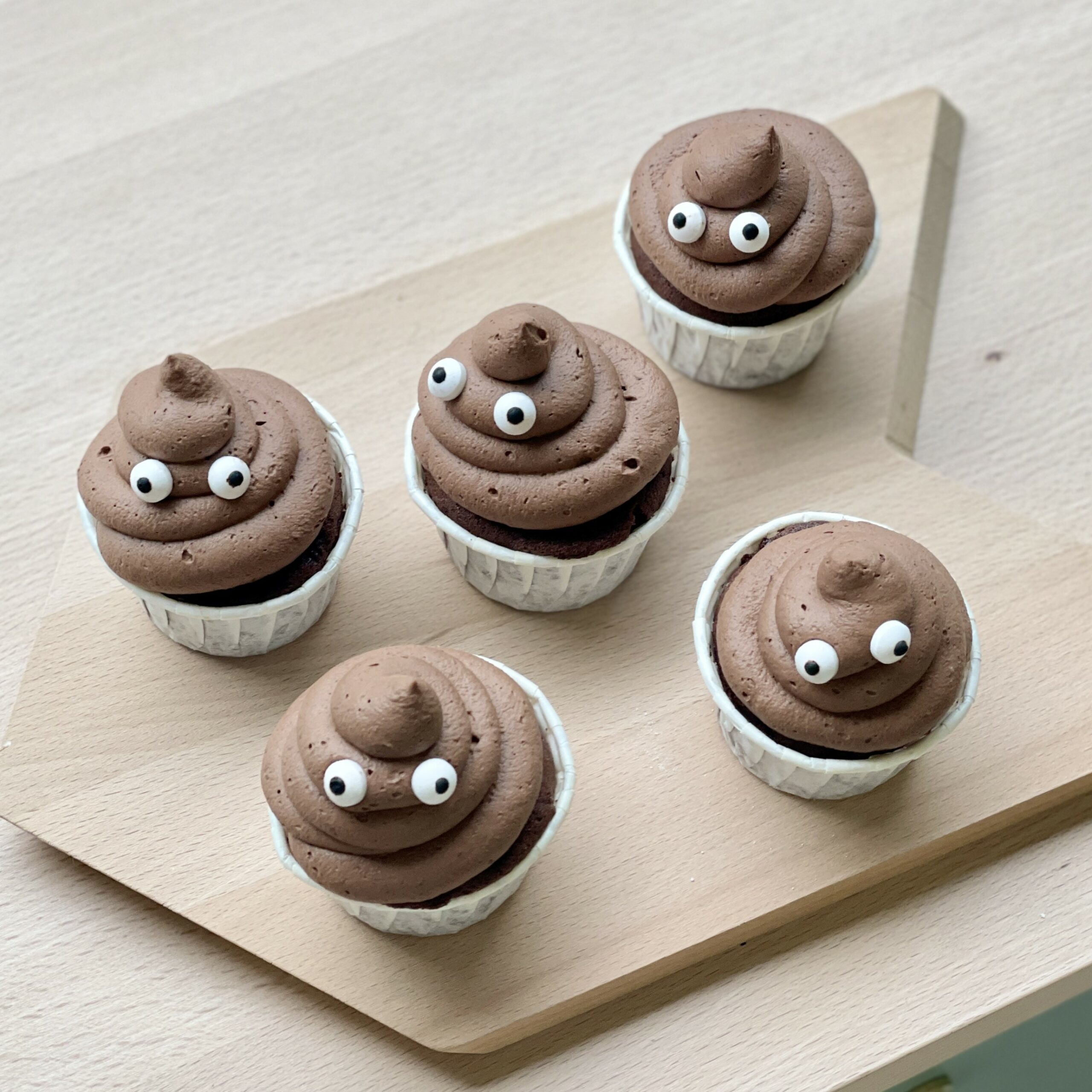 cupcakes poo