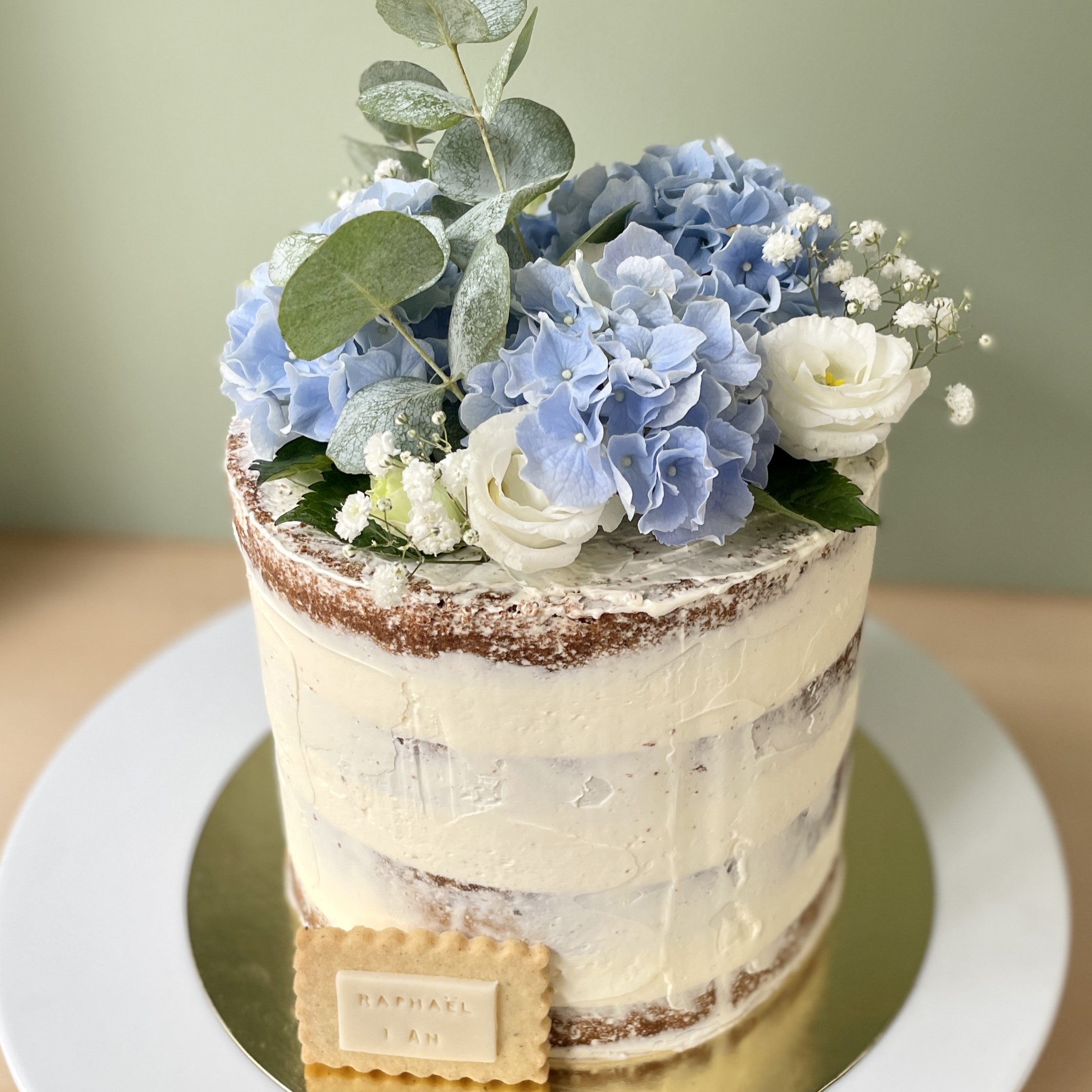 nude cake